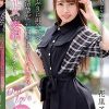 十年ぶりに再会した清楚だった同級生は色気漂う淫乱女に変貌していた！ 花里アカリ
